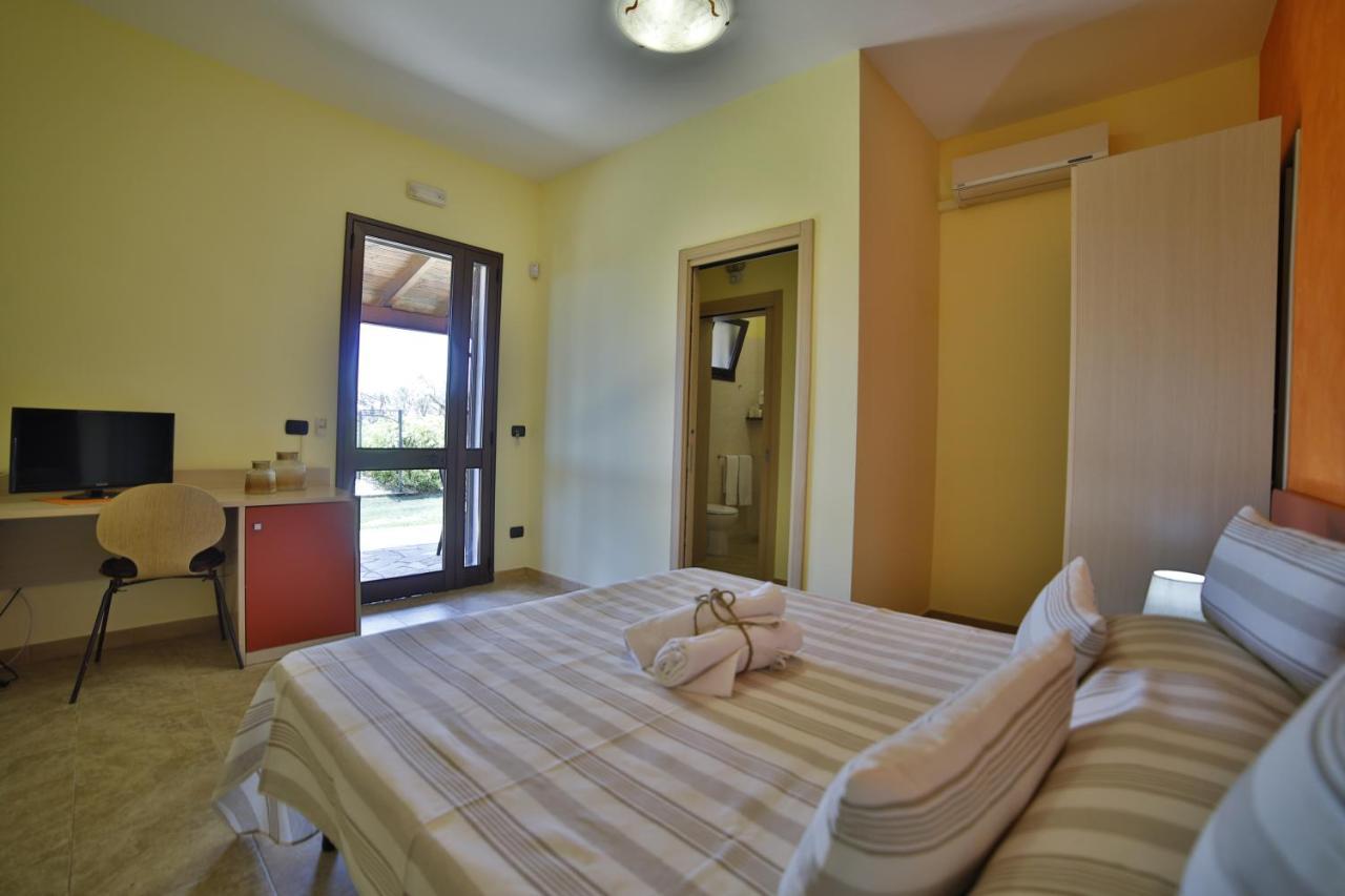 B&B La Casa Di Attilio 切萨雷奥港 外观 照片