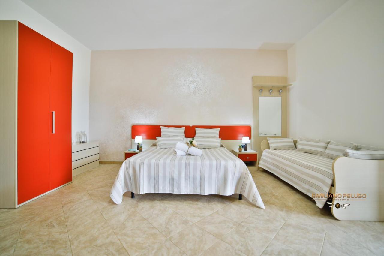 B&B La Casa Di Attilio 切萨雷奥港 外观 照片