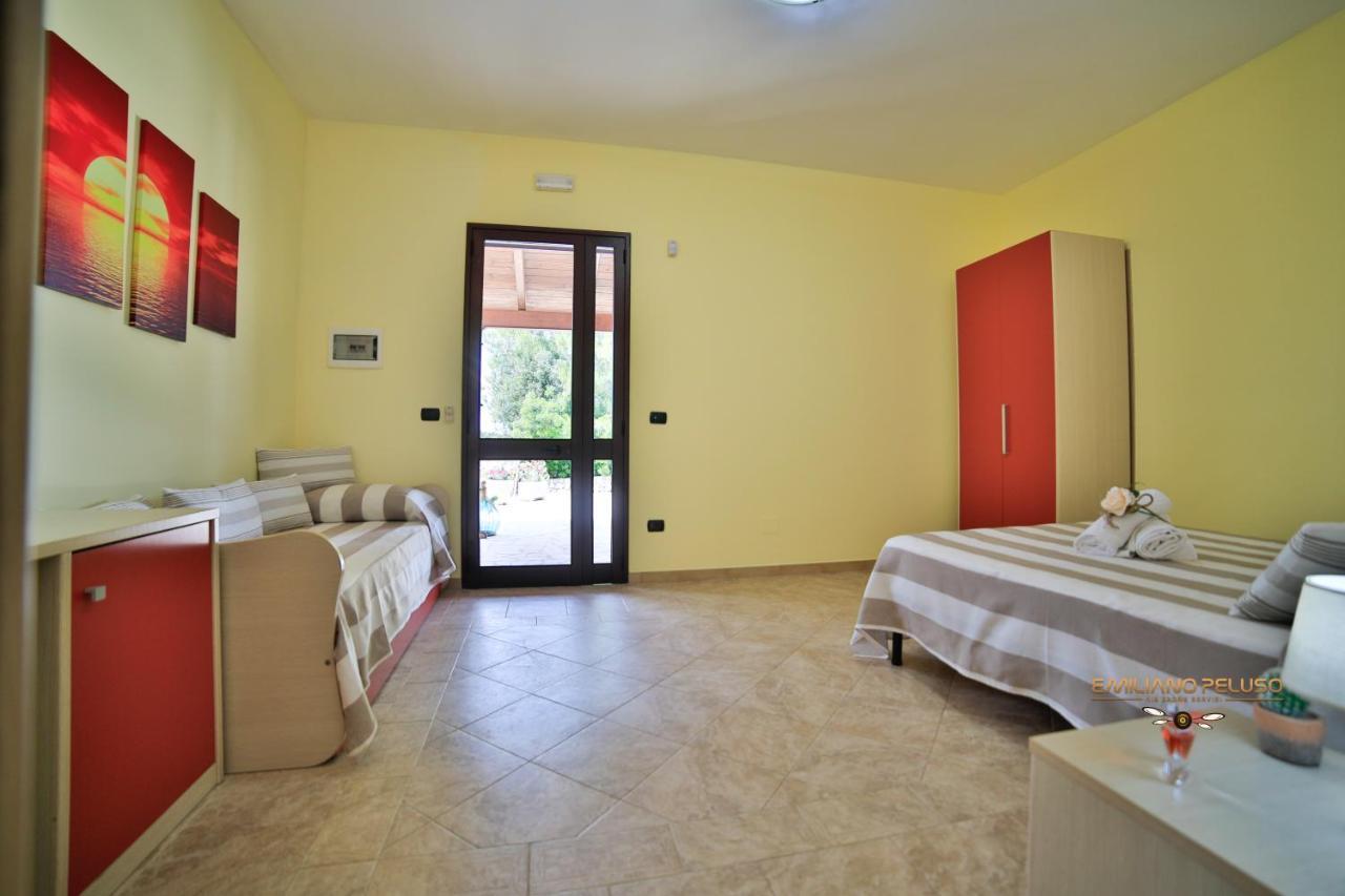 B&B La Casa Di Attilio 切萨雷奥港 外观 照片